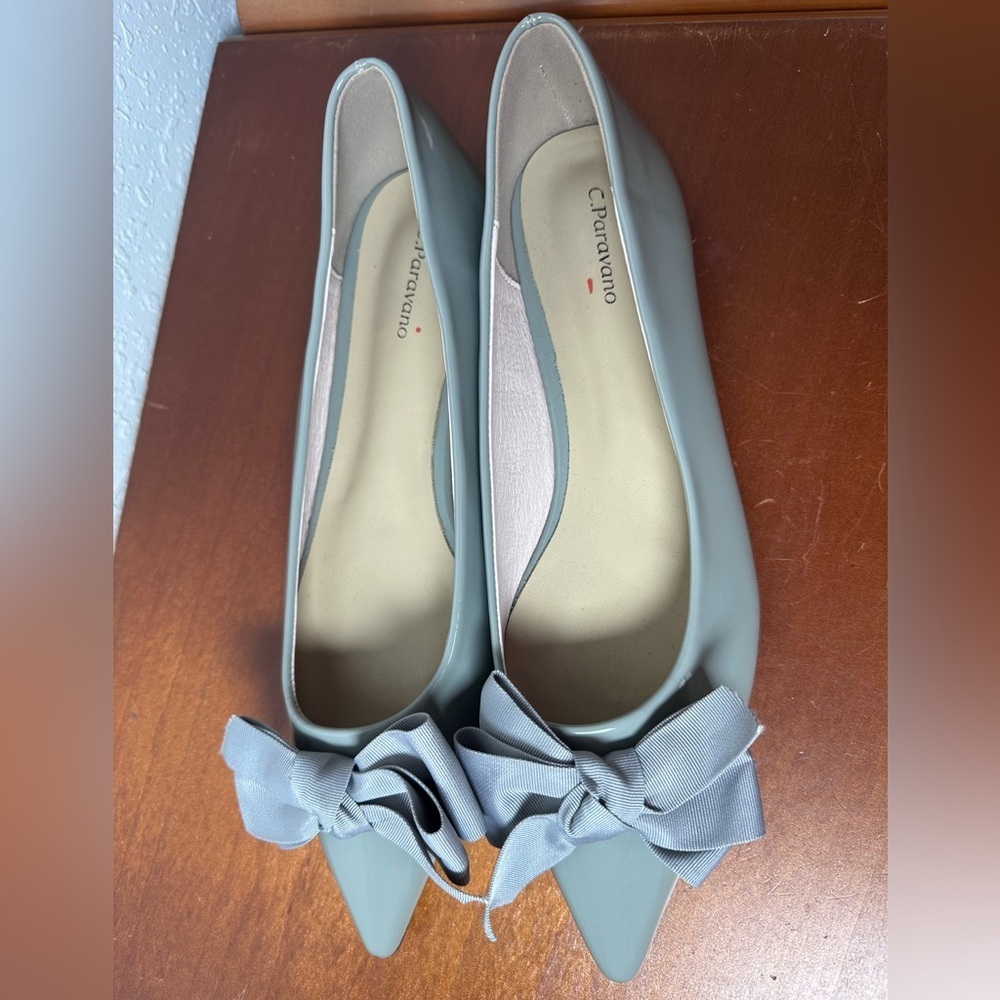 C Paravano Grey Women's Flats with Bow SZ 41
